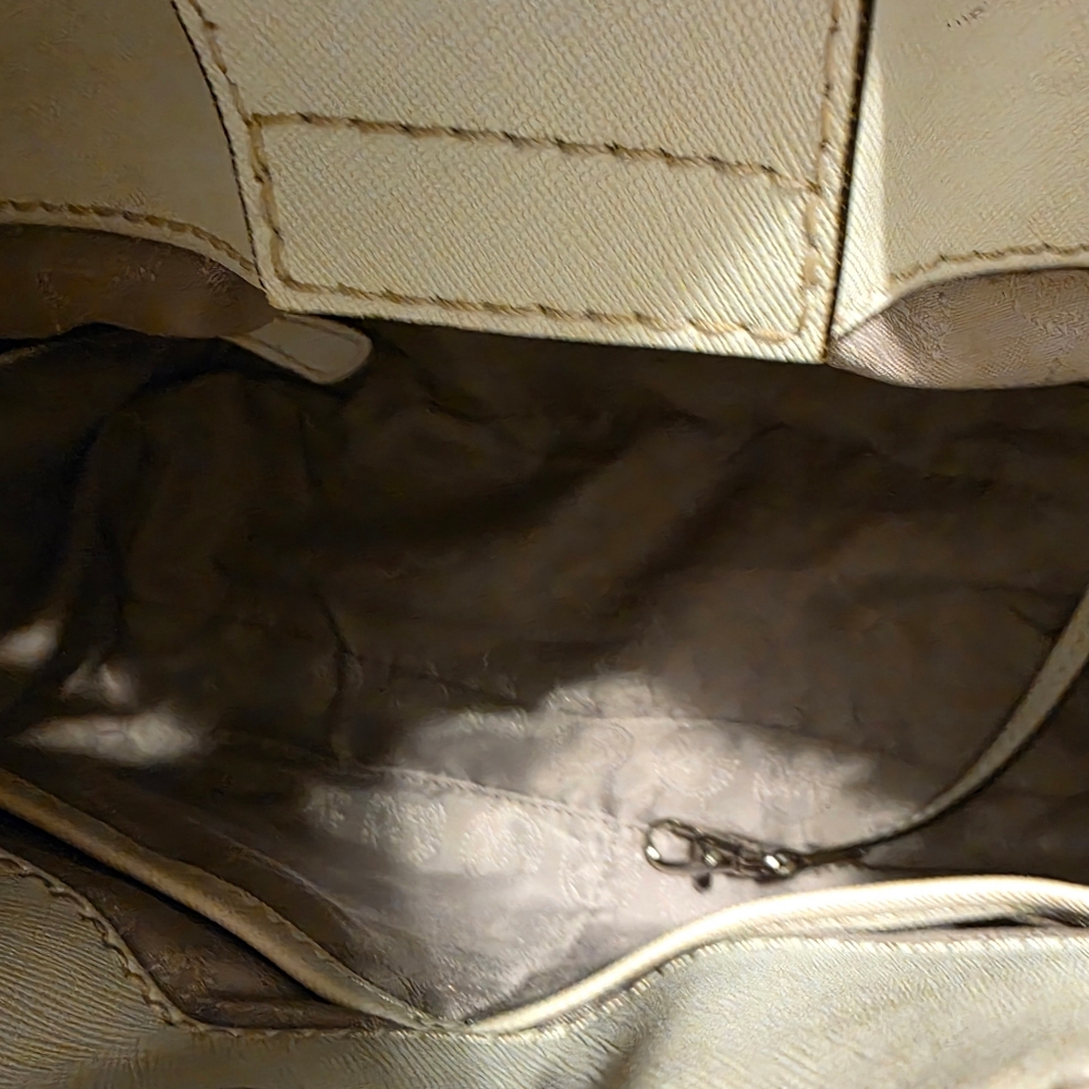 Michael Kors Off-White Leather Hamilton Microstud Center Stripe Satchel EUC - Picture 9 of 11